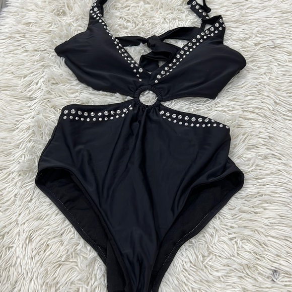 BAR III WOMEN'S TELL ME ABOUT IT STUD ONE-PIECE SWIMSUIT black - Picture 2 of 7